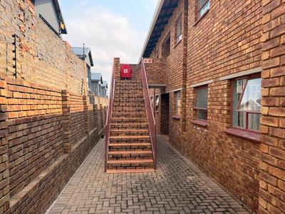 House For Sale in Ferndale, Randburg